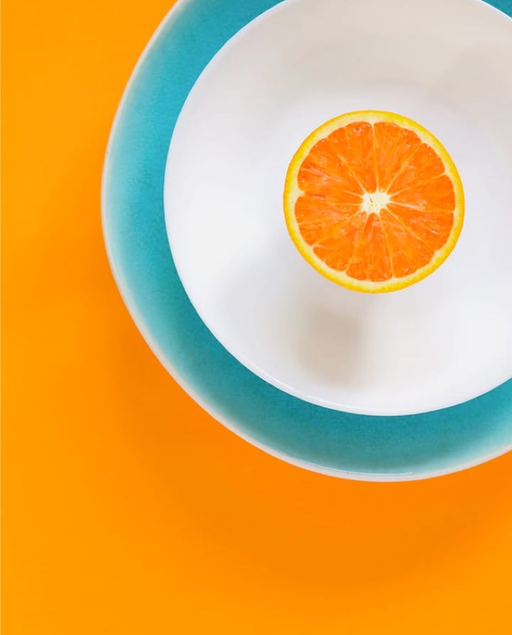 orange in a plate illustration